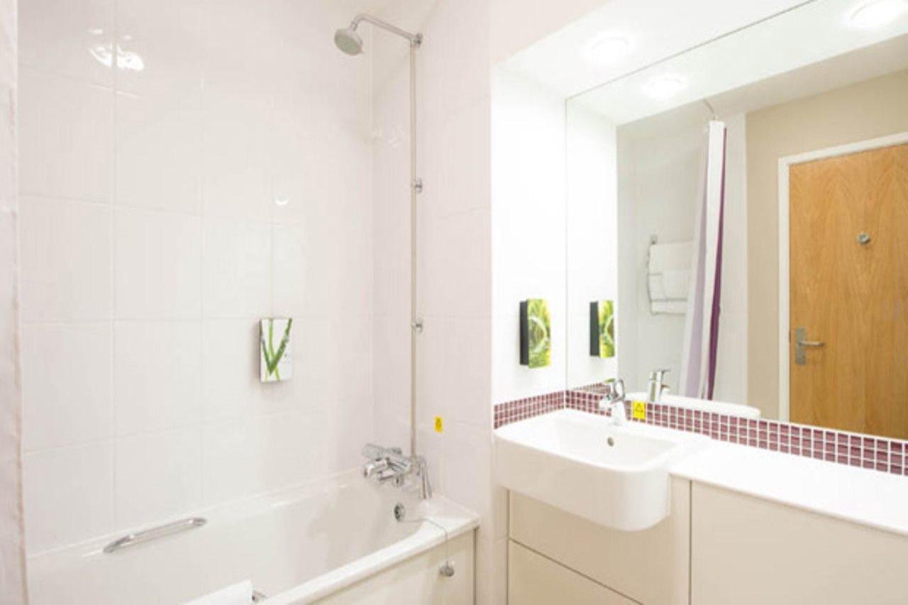 Premier Inn Inverness West 외부 사진