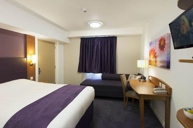 Premier Inn Inverness West 외부 사진